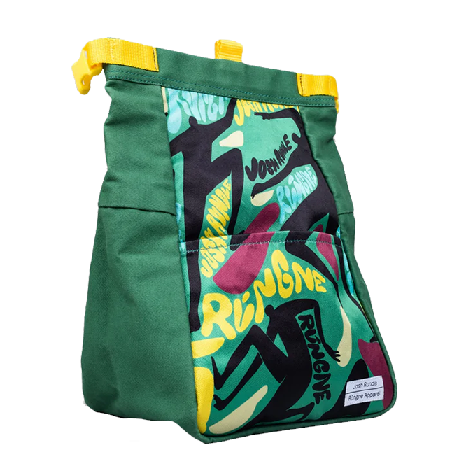 Rúngne Craft Chalk Bucket – spacious and stable bouldering chalk bucket featuring a soft cotton canvas exterior, cozy fleece lining, speedy magnetic closure, and durable YKK zipper, designed for climbers seeking functionality and style.