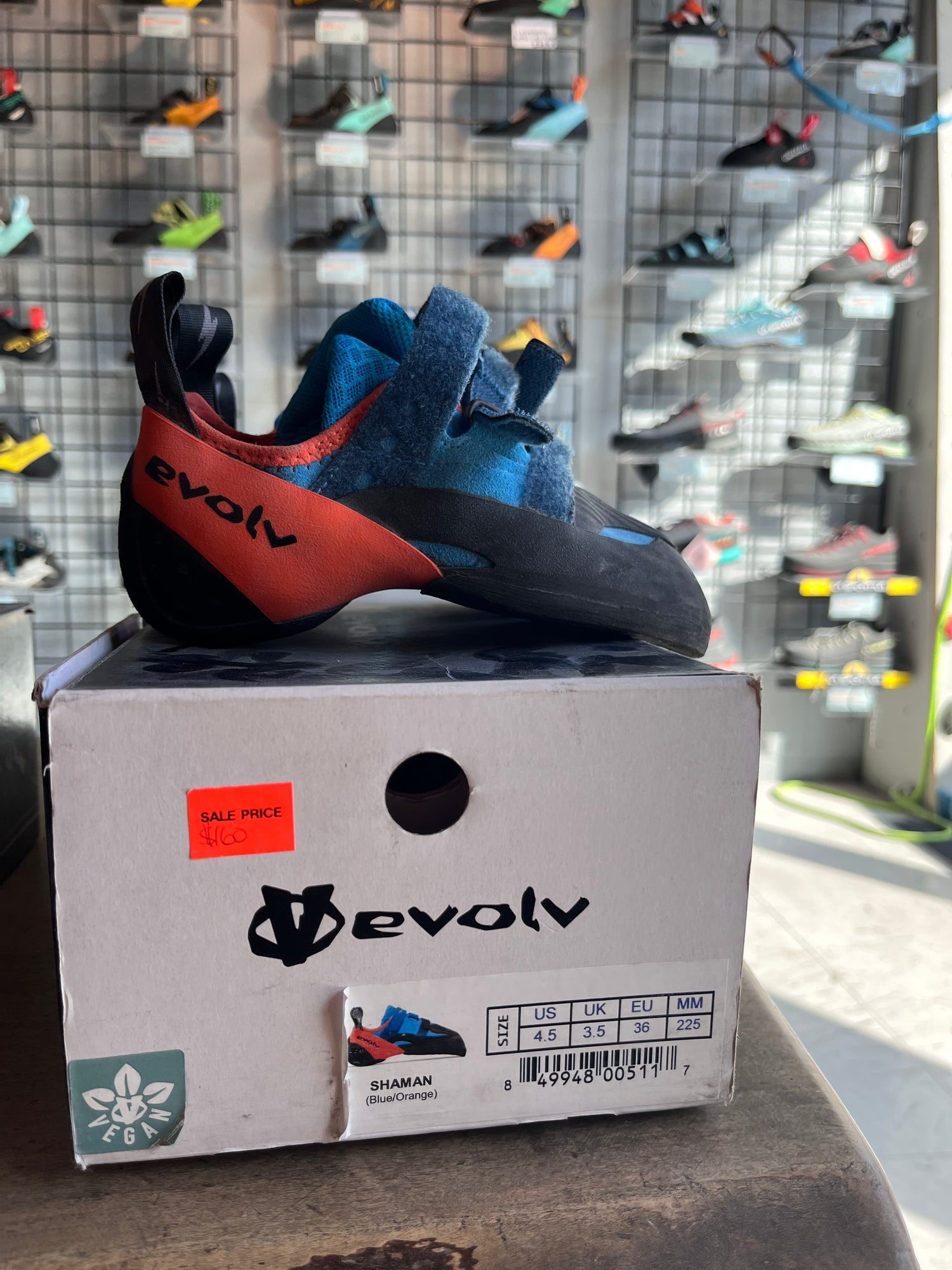 Evolv climbing shoes canada clearance